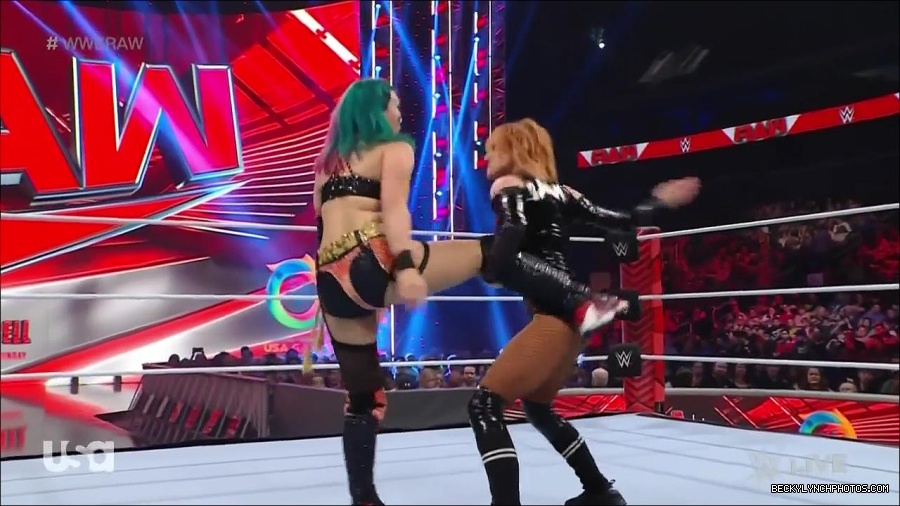 WWE_Monday_Night_Raw_2022_05_23_720p_HDTV_x264-NWCHD_mp4_007122222.jpg