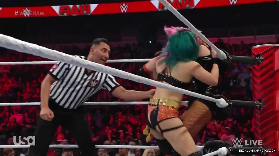 WWE_Monday_Night_Raw_2022_05_23_720p_HDTV_x264-NWCHD_mp4_007135836.jpg