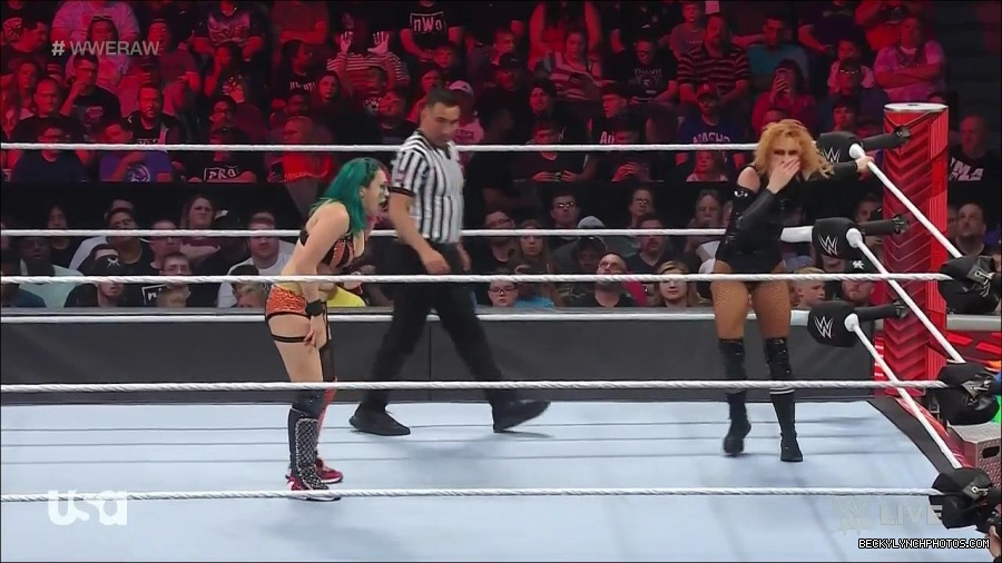 WWE_Monday_Night_Raw_2022_05_23_720p_HDTV_x264-NWCHD_mp4_007146646.jpg
