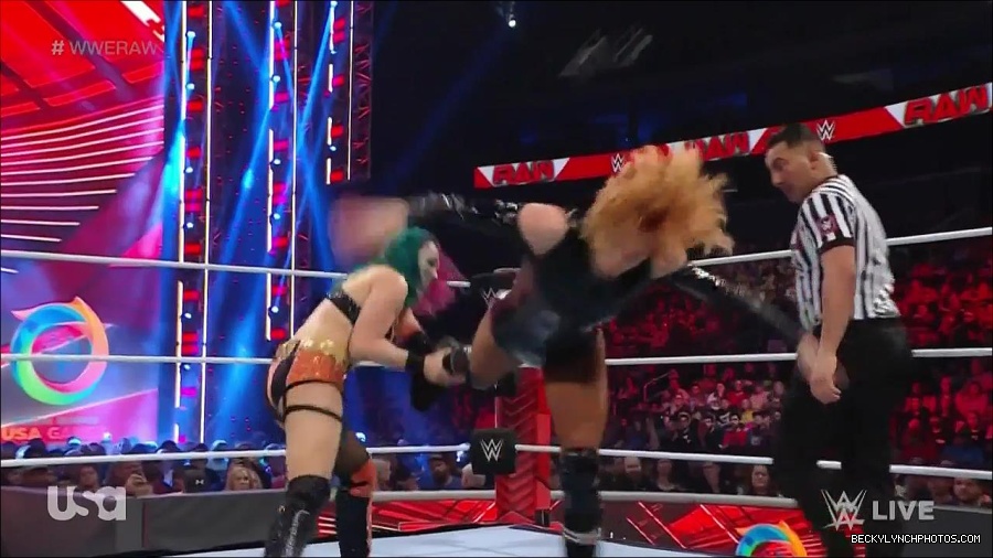 WWE_Monday_Night_Raw_2022_05_23_720p_HDTV_x264-NWCHD_mp4_007149850.jpg