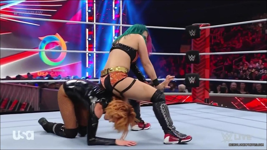WWE_Monday_Night_Raw_2022_05_23_720p_HDTV_x264-NWCHD_mp4_007161061.jpg
