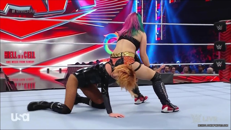 WWE_Monday_Night_Raw_2022_05_23_720p_HDTV_x264-NWCHD_mp4_007163463.jpg