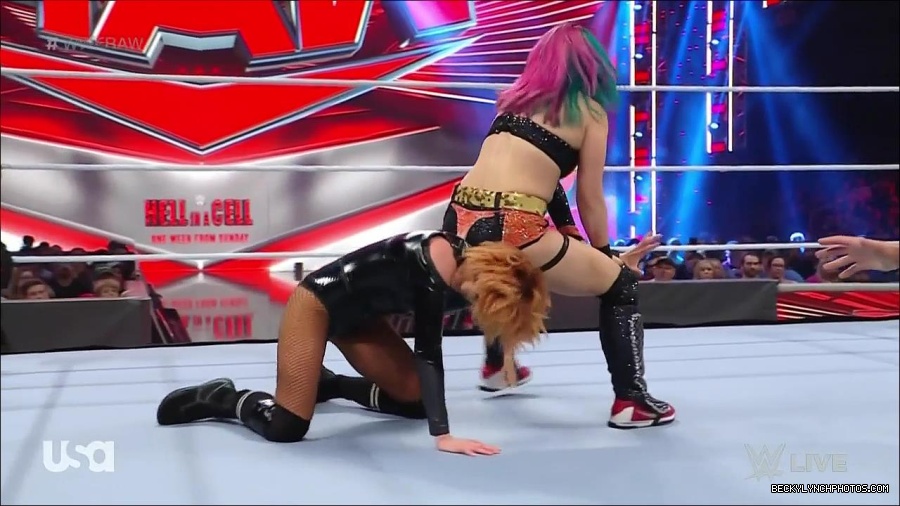 WWE_Monday_Night_Raw_2022_05_23_720p_HDTV_x264-NWCHD_mp4_007164264.jpg