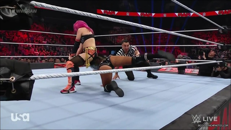WWE_Monday_Night_Raw_2022_05_23_720p_HDTV_x264-NWCHD_mp4_007165465.jpg