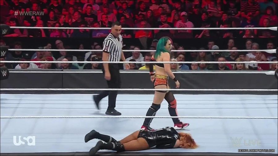 WWE_Monday_Night_Raw_2022_05_23_720p_HDTV_x264-NWCHD_mp4_007172672.jpg