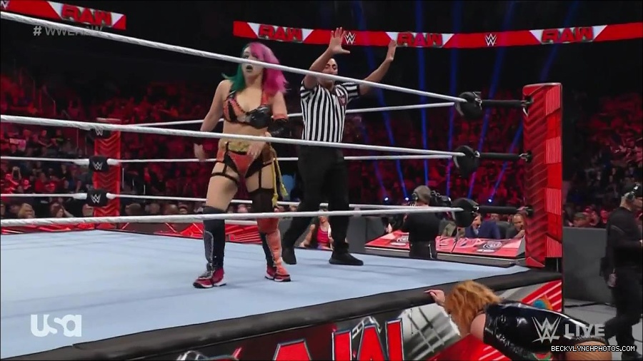WWE_Monday_Night_Raw_2022_05_23_720p_HDTV_x264-NWCHD_mp4_007176676.jpg