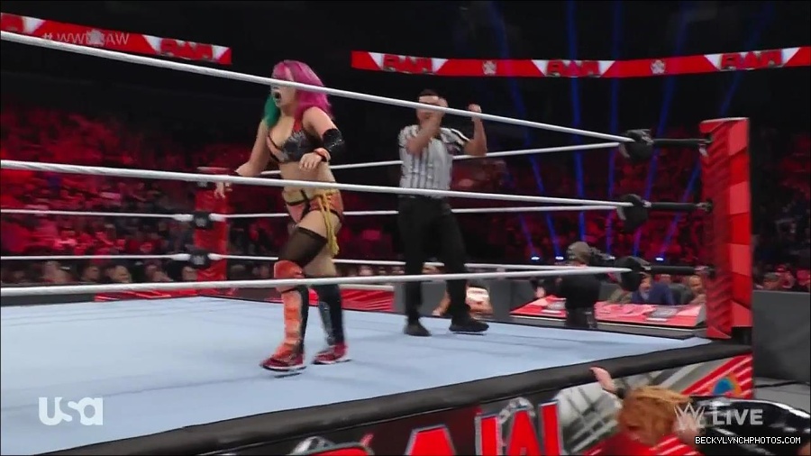 WWE_Monday_Night_Raw_2022_05_23_720p_HDTV_x264-NWCHD_mp4_007177077.jpg