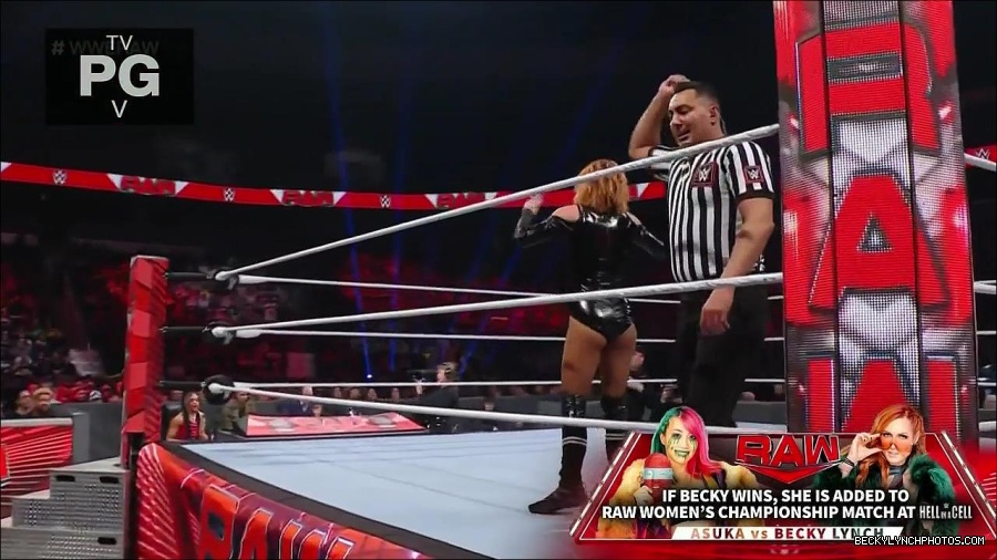WWE_Monday_Night_Raw_2022_05_23_720p_HDTV_x264-NWCHD_mp4_007203504.jpg