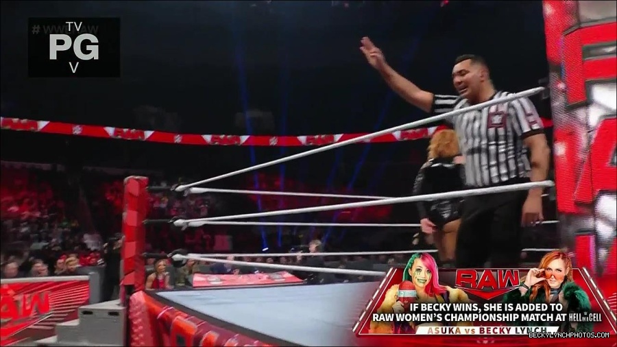 WWE_Monday_Night_Raw_2022_05_23_720p_HDTV_x264-NWCHD_mp4_007204305.jpg