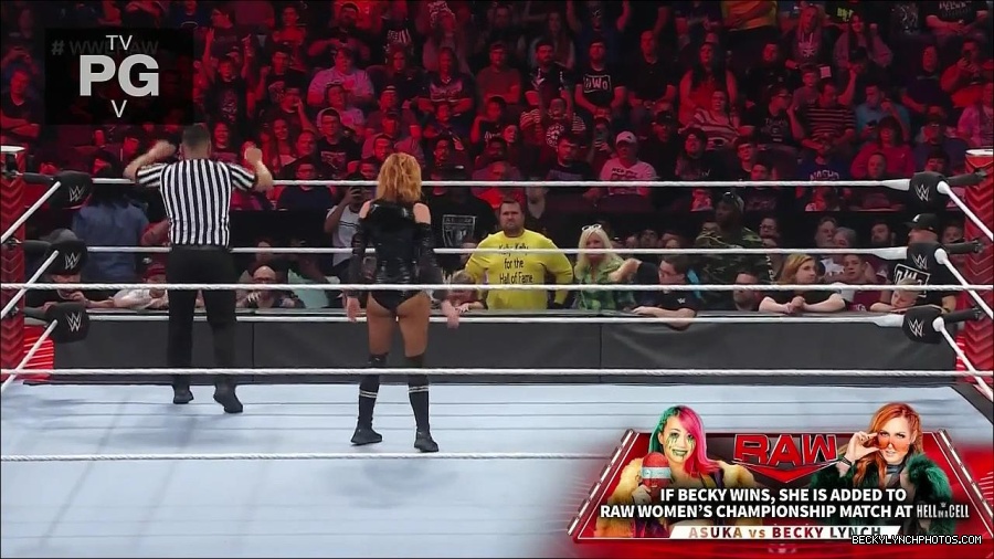 WWE_Monday_Night_Raw_2022_05_23_720p_HDTV_x264-NWCHD_mp4_007211111.jpg