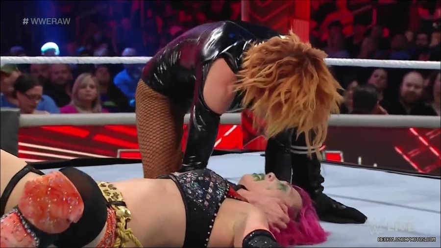 WWE_Monday_Night_Raw_2022_05_23_720p_HDTV_x264-NWCHD_mp4_007290791.jpg