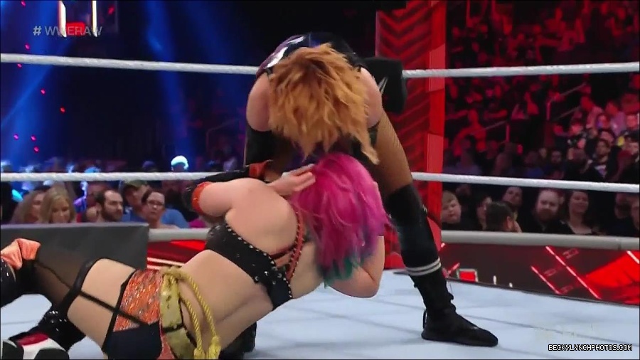 WWE_Monday_Night_Raw_2022_05_23_720p_HDTV_x264-NWCHD_mp4_007292793.jpg