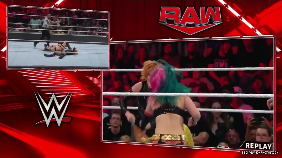 WWE_Monday_Night_Raw_2022_05_23_720p_HDTV_x264-NWCHD_mp4_007316016.jpg