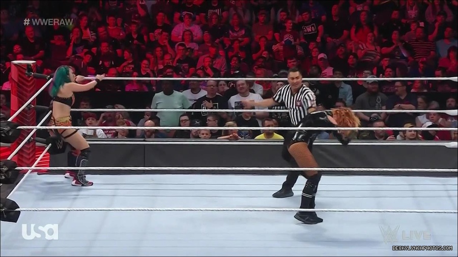 WWE_Monday_Night_Raw_2022_05_23_720p_HDTV_x264-NWCHD_mp4_007341642.jpg