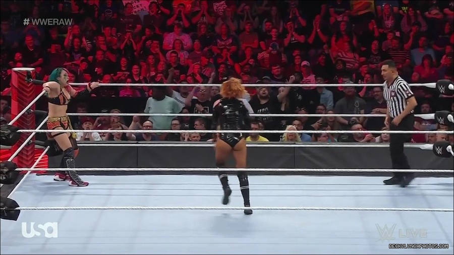WWE_Monday_Night_Raw_2022_05_23_720p_HDTV_x264-NWCHD_mp4_007343644.jpg