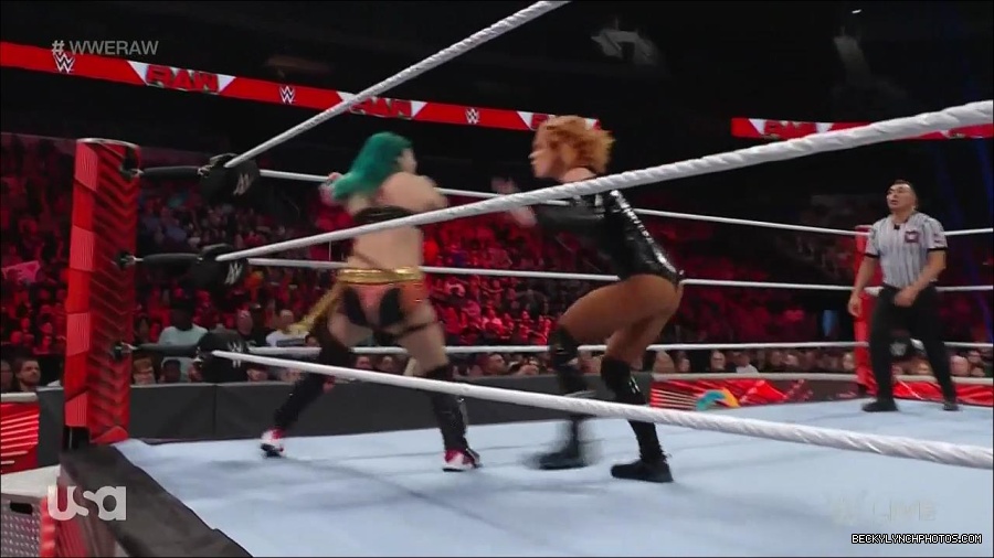 WWE_Monday_Night_Raw_2022_05_23_720p_HDTV_x264-NWCHD_mp4_007344445.jpg