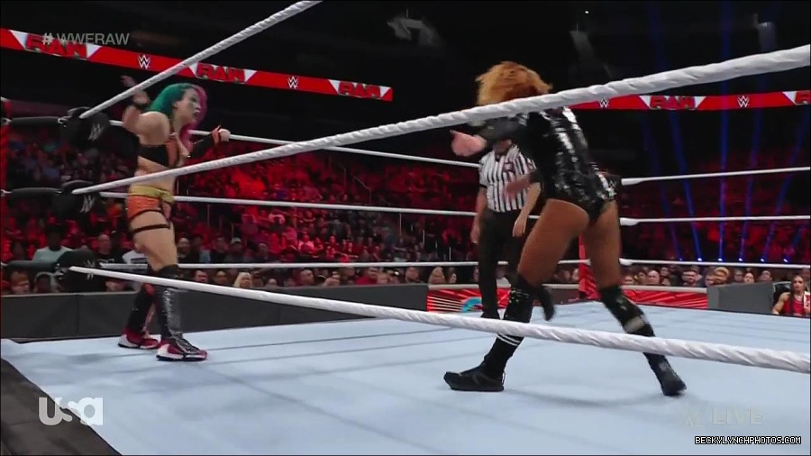 WWE_Monday_Night_Raw_2022_05_23_720p_HDTV_x264-NWCHD_mp4_007345646.jpg