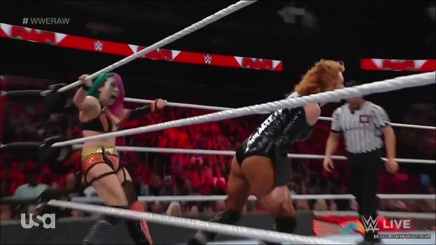 WWE_Monday_Night_Raw_2022_05_23_720p_HDTV_x264-NWCHD_mp4_007347648.jpg