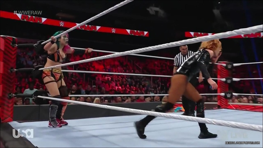 WWE_Monday_Night_Raw_2022_05_23_720p_HDTV_x264-NWCHD_mp4_007348048.jpg