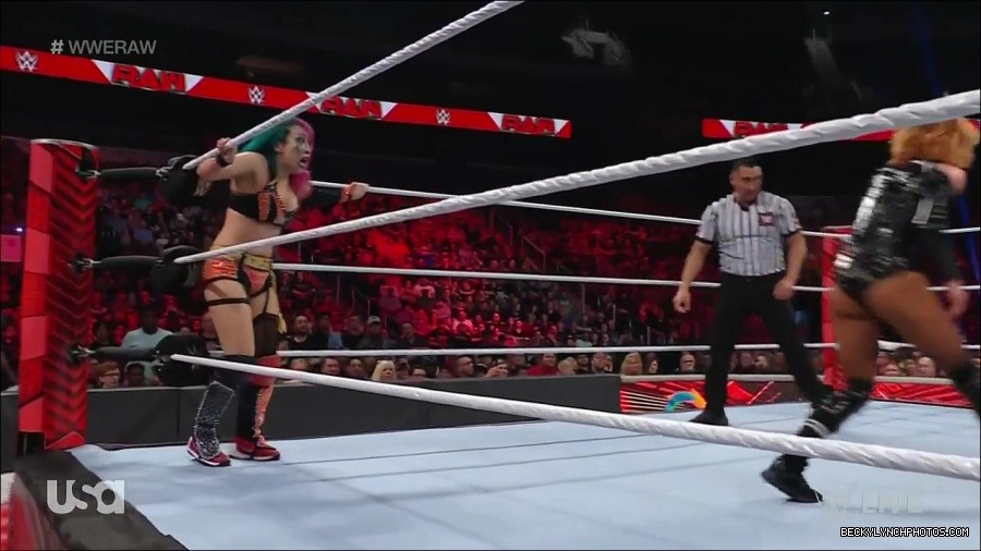 WWE_Monday_Night_Raw_2022_05_23_720p_HDTV_x264-NWCHD_mp4_007348449.jpg