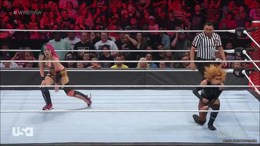WWE_Monday_Night_Raw_2022_05_23_720p_HDTV_x264-NWCHD_mp4_007357658.jpg