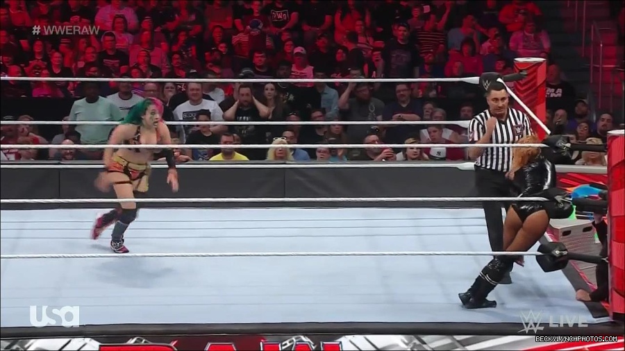 WWE_Monday_Night_Raw_2022_05_23_720p_HDTV_x264-NWCHD_mp4_007359259.jpg