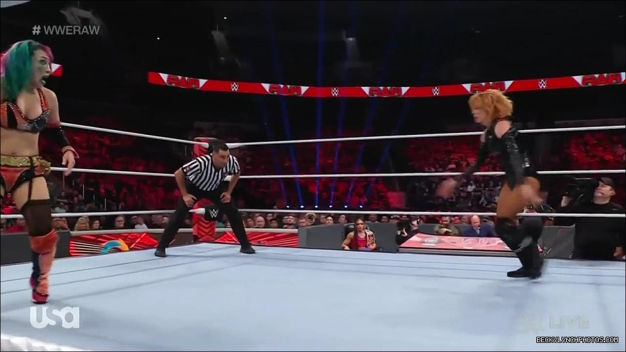 WWE_Monday_Night_Raw_2022_05_23_720p_HDTV_x264-NWCHD_mp4_007365265.jpg