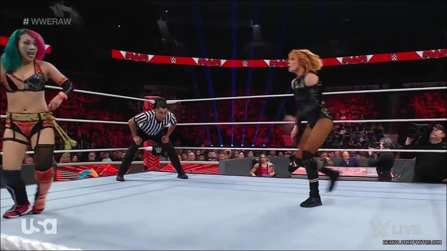 WWE_Monday_Night_Raw_2022_05_23_720p_HDTV_x264-NWCHD_mp4_007365666.jpg