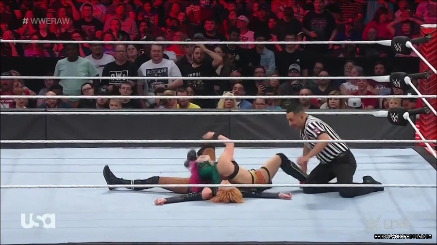 WWE_Monday_Night_Raw_2022_05_23_720p_HDTV_x264-NWCHD_mp4_007375275.jpg