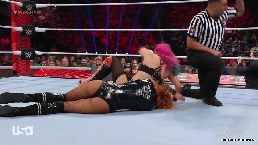 WWE_Monday_Night_Raw_2022_05_23_720p_HDTV_x264-NWCHD_mp4_007378078.jpg