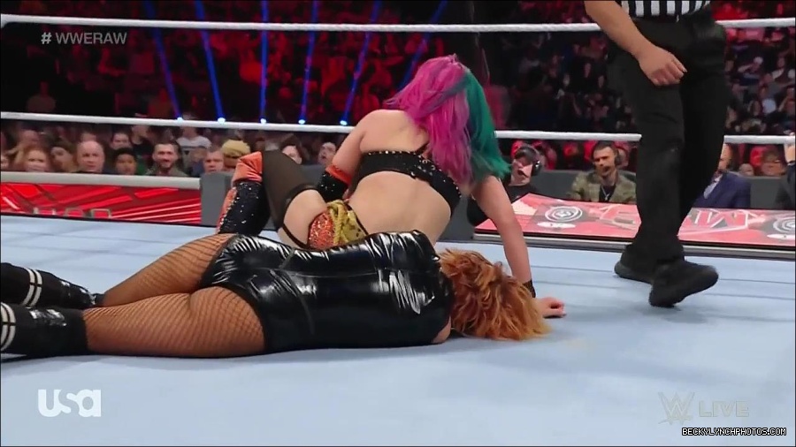 WWE_Monday_Night_Raw_2022_05_23_720p_HDTV_x264-NWCHD_mp4_007378879.jpg