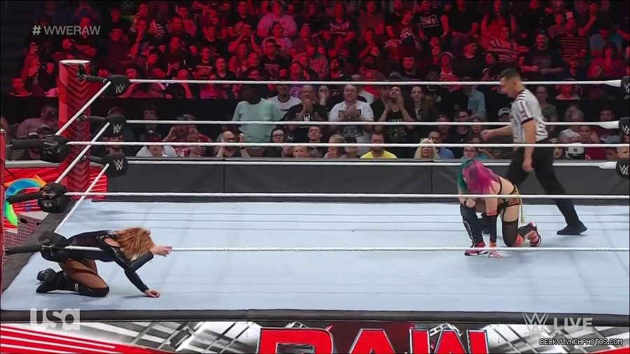 WWE_Monday_Night_Raw_2022_05_23_720p_HDTV_x264-NWCHD_mp4_007404505.jpg