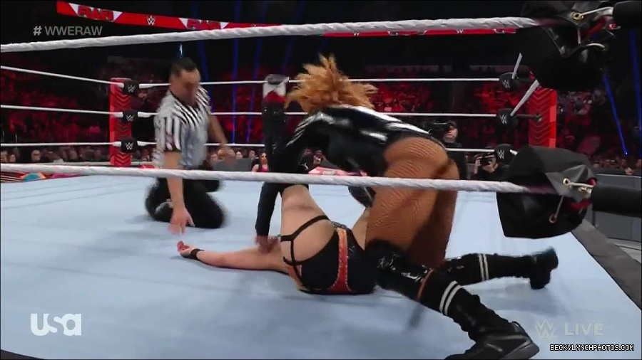WWE_Monday_Night_Raw_2022_05_23_720p_HDTV_x264-NWCHD_mp4_007409710.jpg