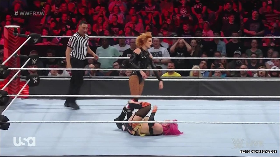 WWE_Monday_Night_Raw_2022_05_23_720p_HDTV_x264-NWCHD_mp4_007421321.jpg