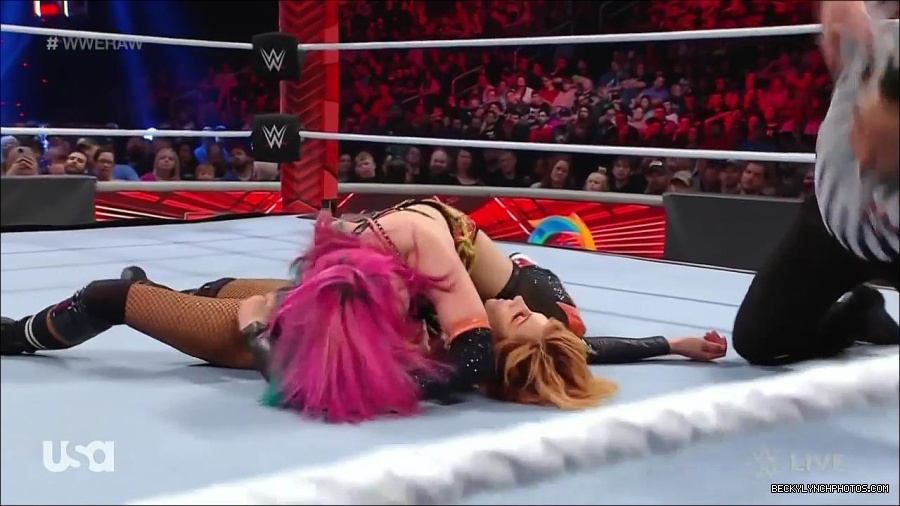 WWE_Monday_Night_Raw_2022_05_23_720p_HDTV_x264-NWCHD_mp4_007424525.jpg