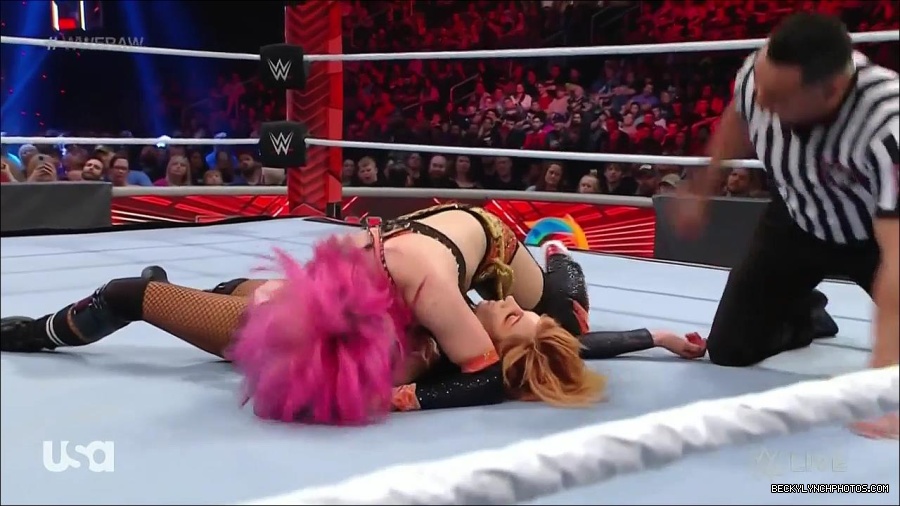 WWE_Monday_Night_Raw_2022_05_23_720p_HDTV_x264-NWCHD_mp4_007424925.jpg