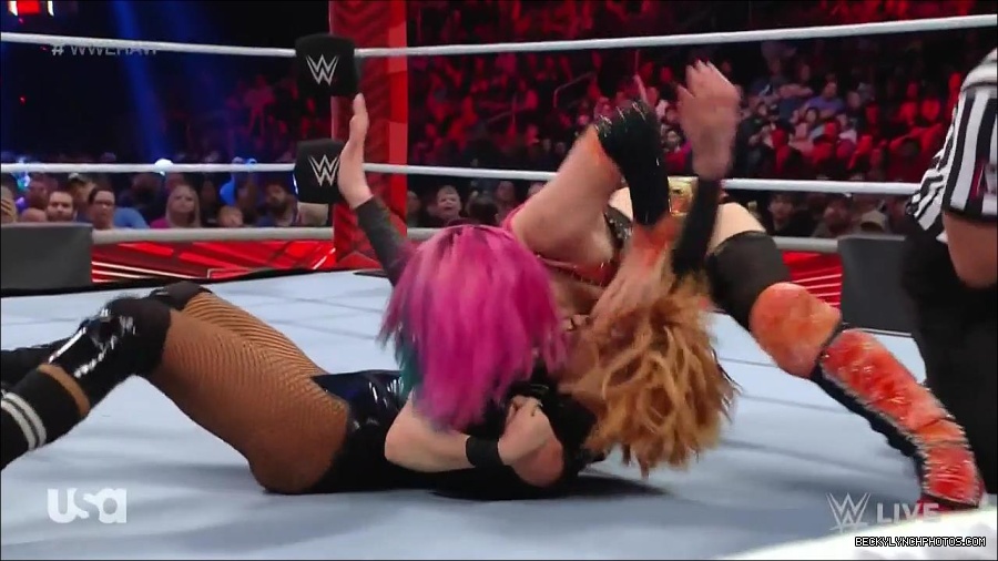 WWE_Monday_Night_Raw_2022_05_23_720p_HDTV_x264-NWCHD_mp4_007427327.jpg