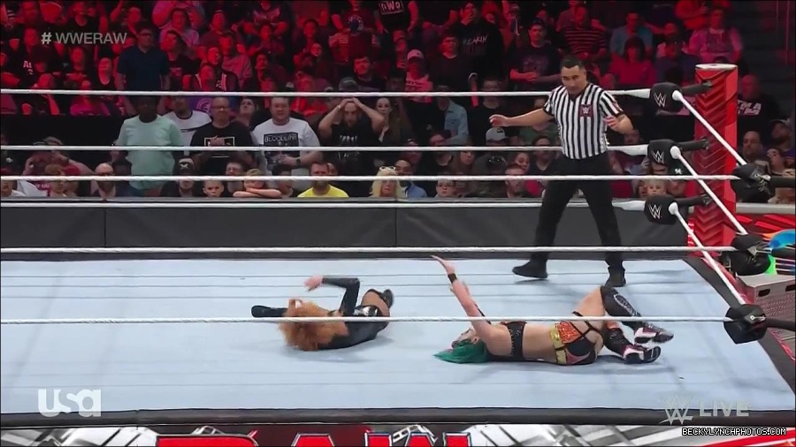 WWE_Monday_Night_Raw_2022_05_23_720p_HDTV_x264-NWCHD_mp4_007472172.jpg