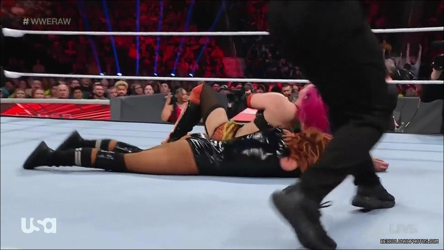WWE_Monday_Night_Raw_2022_05_23_720p_HDTV_x264-NWCHD_mp4_007477377.jpg