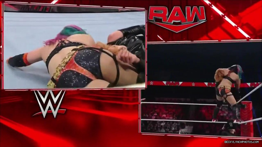 WWE_Monday_Night_Raw_2022_05_23_720p_HDTV_x264-NWCHD_mp4_007481782.jpg