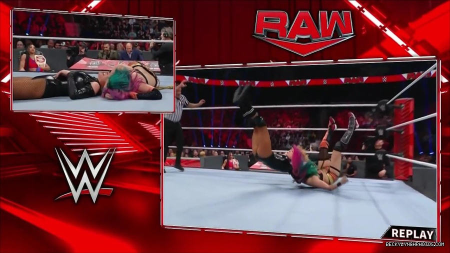 WWE_Monday_Night_Raw_2022_05_23_720p_HDTV_x264-NWCHD_mp4_007486587.jpg