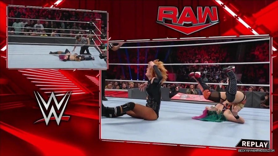 WWE_Monday_Night_Raw_2022_05_23_720p_HDTV_x264-NWCHD_mp4_007488989.jpg