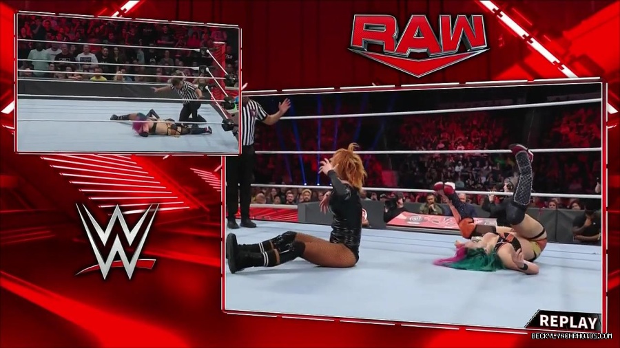 WWE_Monday_Night_Raw_2022_05_23_720p_HDTV_x264-NWCHD_mp4_007489389.jpg