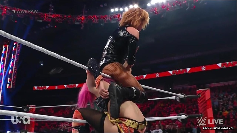 WWE_Monday_Night_Raw_2022_05_23_720p_HDTV_x264-NWCHD_mp4_007506607.jpg