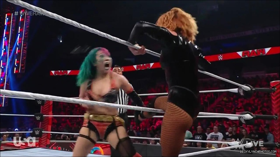WWE_Monday_Night_Raw_2022_05_23_720p_HDTV_x264-NWCHD_mp4_007516316.jpg