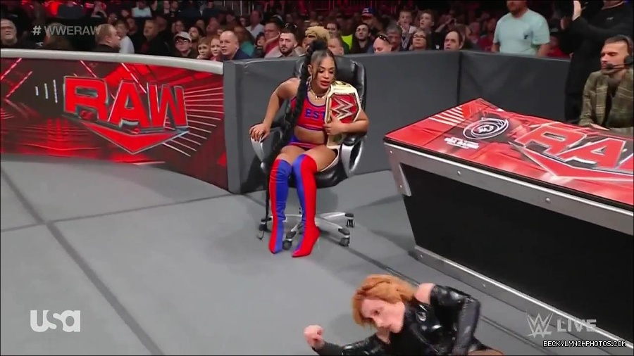 WWE_Monday_Night_Raw_2022_05_23_720p_HDTV_x264-NWCHD_mp4_007526727.jpg