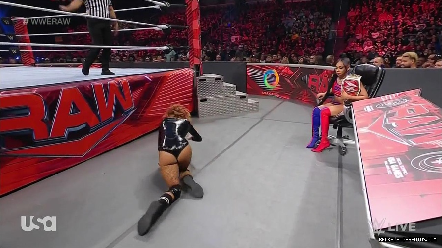 WWE_Monday_Night_Raw_2022_05_23_720p_HDTV_x264-NWCHD_mp4_007529129.jpg