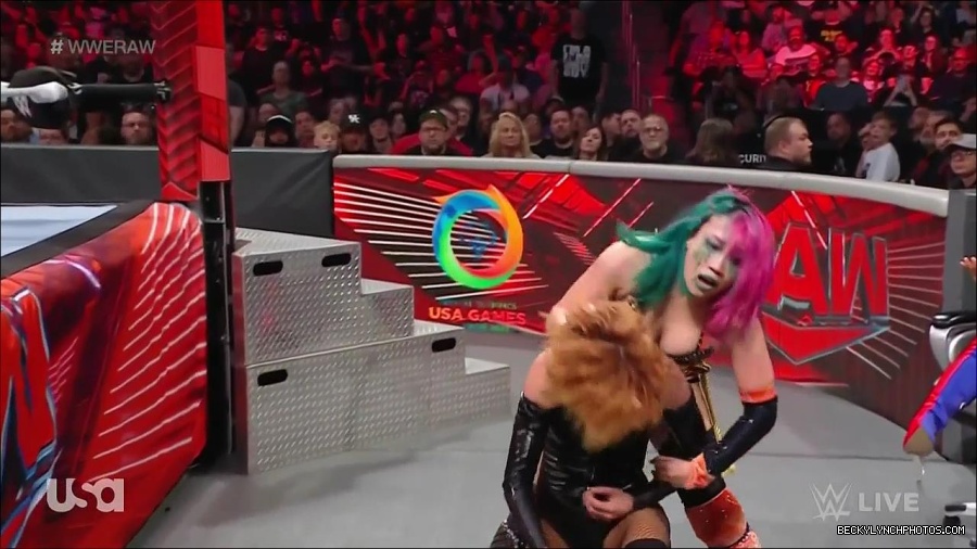 WWE_Monday_Night_Raw_2022_05_23_720p_HDTV_x264-NWCHD_mp4_007539539.jpg