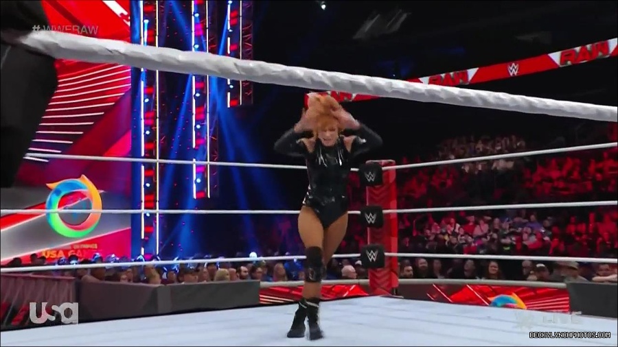 WWE_Monday_Night_Raw_2022_05_23_720p_HDTV_x264-NWCHD_mp4_007561962.jpg