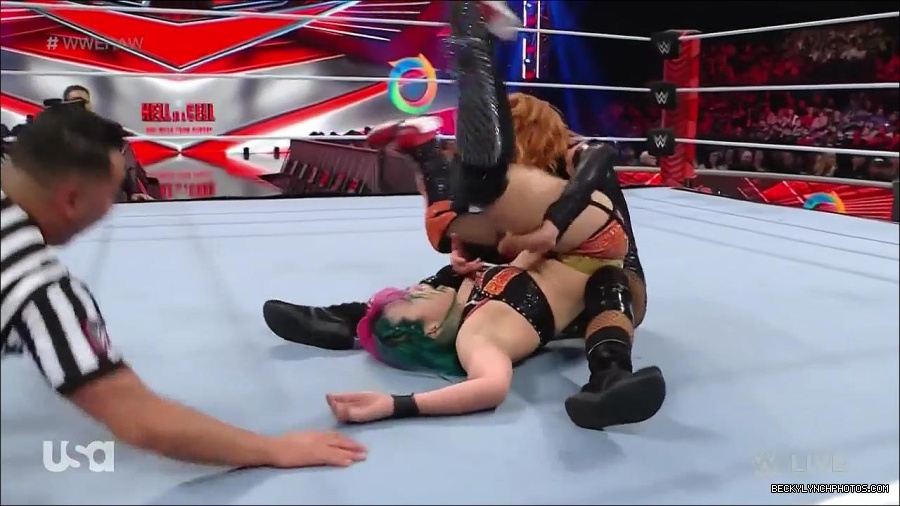 WWE_Monday_Night_Raw_2022_05_23_720p_HDTV_x264-NWCHD_mp4_007569569.jpg